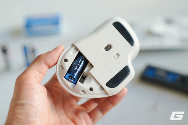 Dùng thử pin tiểu sạc lại qua USB-C: Hợp với các thiết bị “ngốn pin”, khỏi lo dòng yếu làm tụt hiệu năng, chảy nước - Ảnh 1.