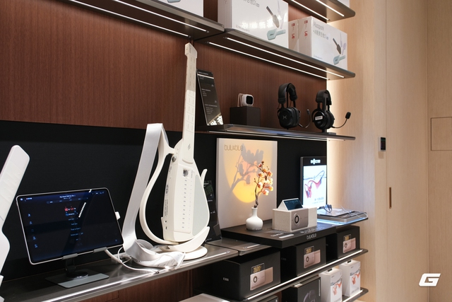 HONOR Alpha Store Th&acirc;m Quyến v&agrave; m&ocirc; h&igrave;nh b&aacute;n lẻ chưa từng c&oacute; - Ảnh 11.