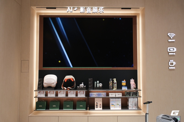 HONOR Alpha Store Th&acirc;m Quyến v&agrave; m&ocirc; h&igrave;nh b&aacute;n lẻ chưa từng c&oacute; - Ảnh 9.