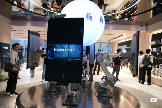 HONOR Alpha Store Th&acirc;m Quyến v&agrave; m&ocirc; h&igrave;nh b&aacute;n lẻ chưa từng c&oacute; - Ảnh 12.