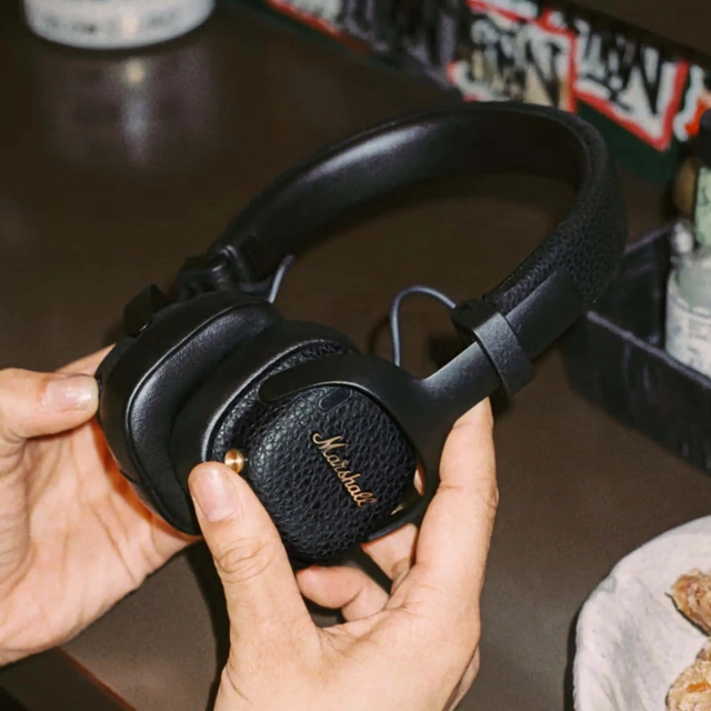 Marshall Milton A.N.C.: Tai nghe on-ear nhỏ gọn vẫn có ANC "ngon", âm thanh Hi-Res, pin "trâu" đến 80 giờ - Ảnh 6.