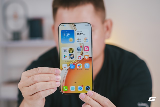 Tr&ecirc;n tay điện thoại pin 11.000mAh si&ecirc;u mỏng - Ảnh 11.