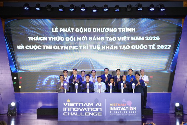 FPT mở hạ tầng AI Factory, tài trợ hơn 130 triệu đồng cho VAIC 2026 - Ảnh 1.