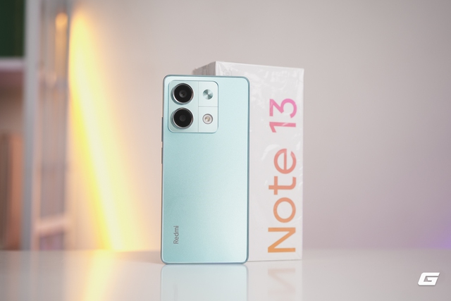 Điện thoại Xiaomi gi&aacute; chỉ hơn 2 triệu: Chip , c&oacute; 5G, pin  - Ảnh 1.