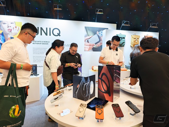 Trước mùa iPhone mới, một nhà phân phối tại Việt Nam đặt mục tiêu tăng 30-50% doanh số phụ kiện - Ảnh 1.