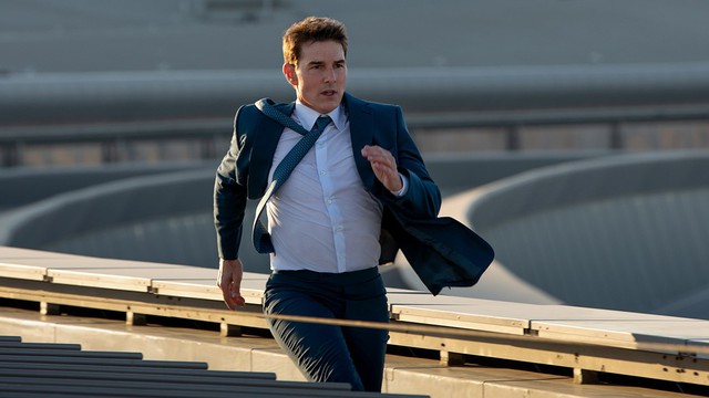 Tom Cruise: kẻ liều lĩnh "nhảy m&uacute;a" giữa lằn ranh sinh tử - Ảnh 2.