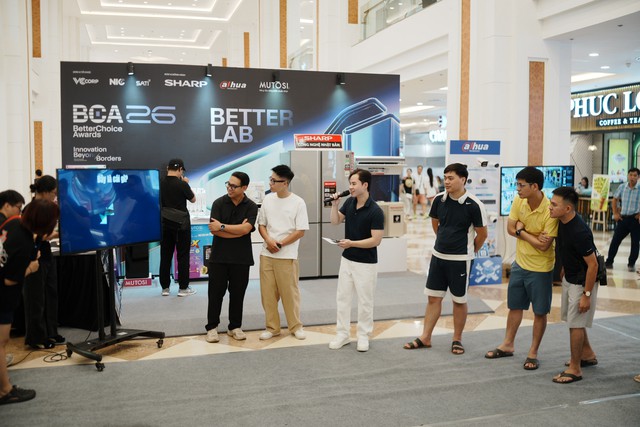 S&ocirc;i động Better Lab ng&agrave;y đầu: Người d&ugrave;ng trực tiếp trải nghiệm Sharp, Dahua, MUTOSI c&ugrave;ng c&aacute;c KOL c&ocirc;ng nghệ - Ảnh 27.