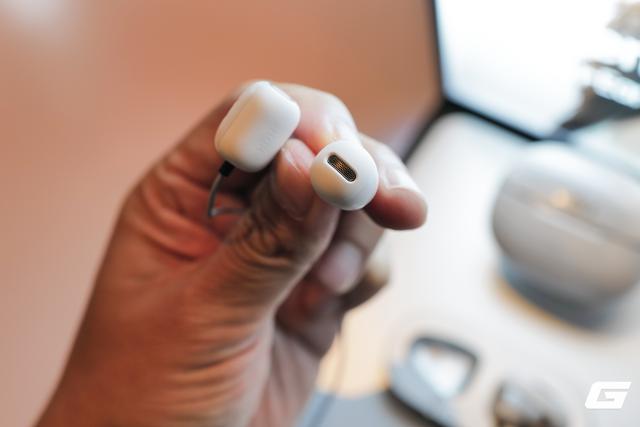 Shokz OpenDots 2 ra mắt tại Việt Nam: Tai nghe kẹp tai tích hợp Dolby Audio, giá 5,99 triệu đồng - Ảnh 3.