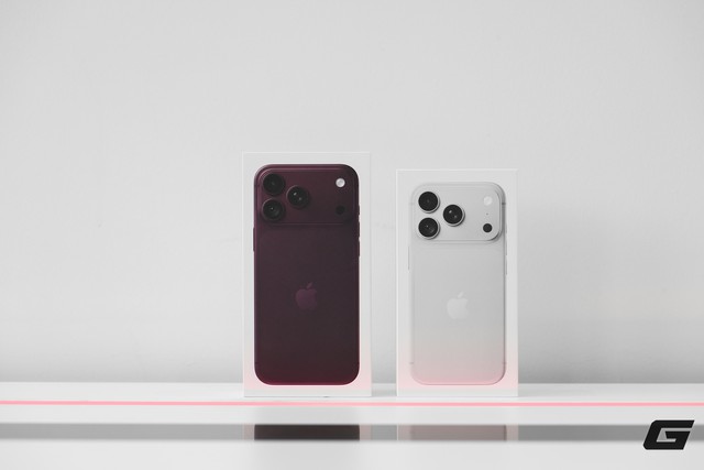 Mở hộp iPhone 18 Pro màu Bạc và iPhone 18 Pro Max Burgundy chính hãng Việt Nam trước giờ mở bán - Ảnh 1.
