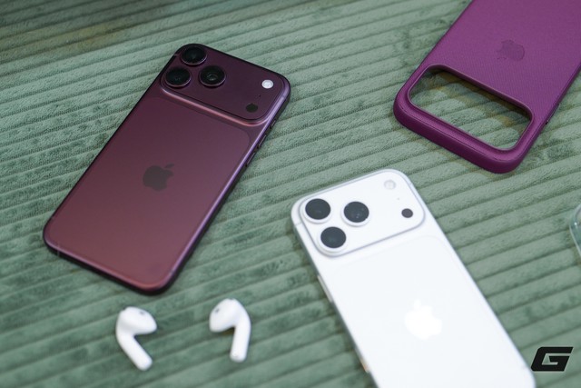 Mở hộp iPhone 18 Pro màu Bạc và iPhone 18 Pro Max Burgundy chính hãng Việt Nam trước giờ mở bán - Ảnh 8.