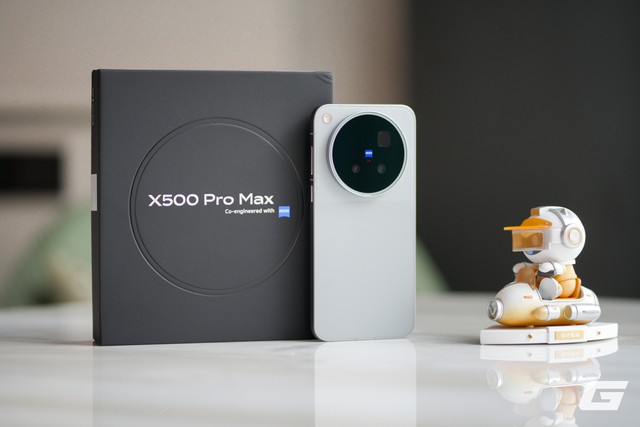 Trên tay vivo X300 Pro Max: Thiết kế nổi bật hơn, camera nâng cấp thấy rõ, cấu hình mạnh, chưa có giá ở Việt Nam - Ảnh 4.