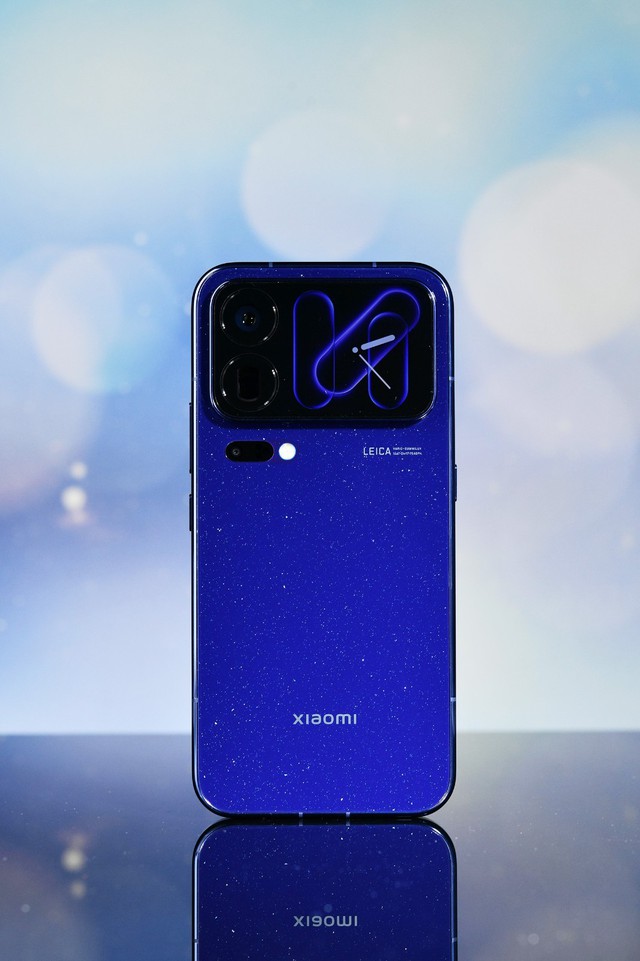 Xiaomi 18 Pro Max m&agrave;u Xanh Ng&acirc;n H&agrave;: vật liệu đ&aacute; sao cắt mỏng 0,11 mm - Ảnh 6.