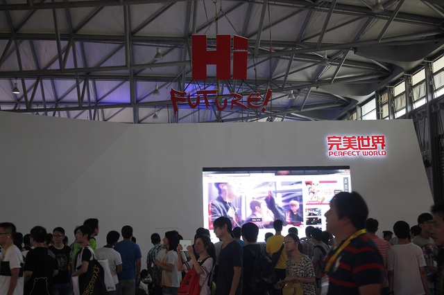 Khẩu hiệu Hi Future! của Perfect World tại ChinaJoy 2014