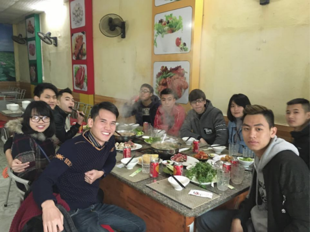 
Một buổi offline họp mặt thành viên của Bang hội Thiên_Tích.
