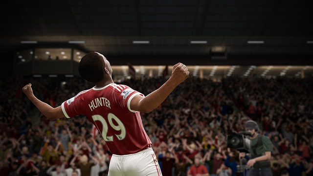 
Cầu thủ hư cấu Alex Hunter trong chế độ chơi cốt truyện của FIFA 17.
