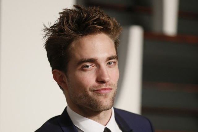 
Robert Pattinson thừa nhận đồng tính chỉ là thông tin bịa đặt
