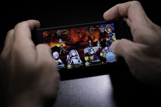 
Game Fate/Grand Order trên smartphone
