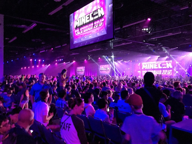 
Hội nghị Minecon 2016 ở Anaheim.
