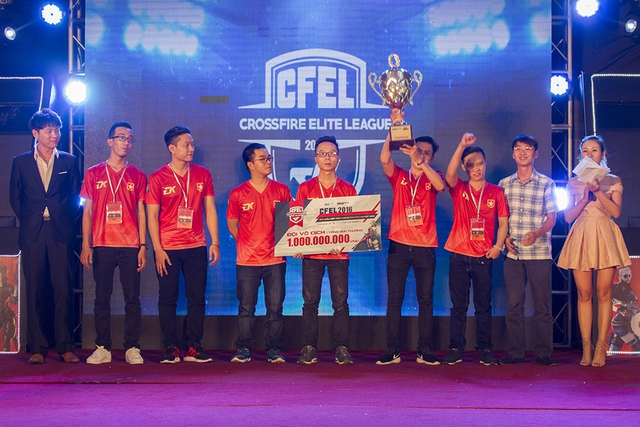 
CFEL 1 đã kết thúc với chức vô địch thuyết phục thuộc về đội tuyển BOSS.CFVN TP.HCM
