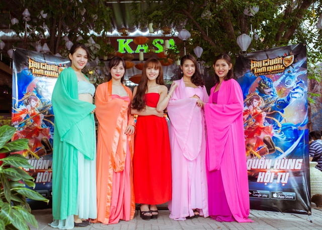 
Dàn PG xinh đẹp trong trang phục Cosplay Cổ trang
