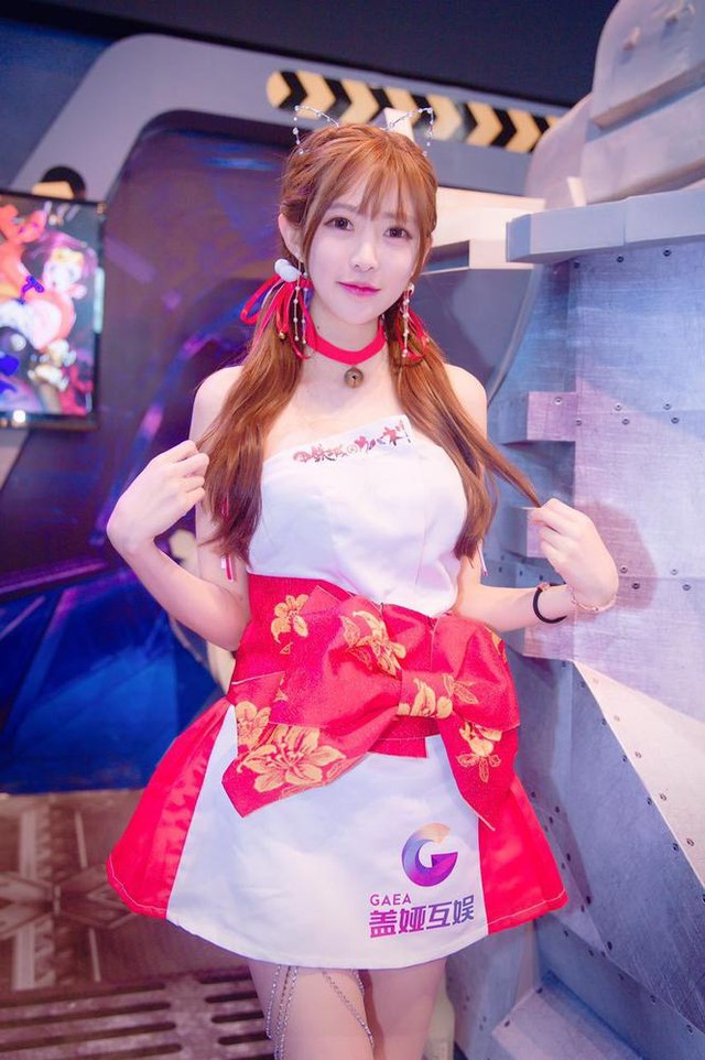 
Nhiều fan hâm mộ đã nhận xét trên mạng xã hội Weibo rằng Vương Vũ Sam chính là nữ thần tại sự kiện ChinaJoy 2017 năm nay.
