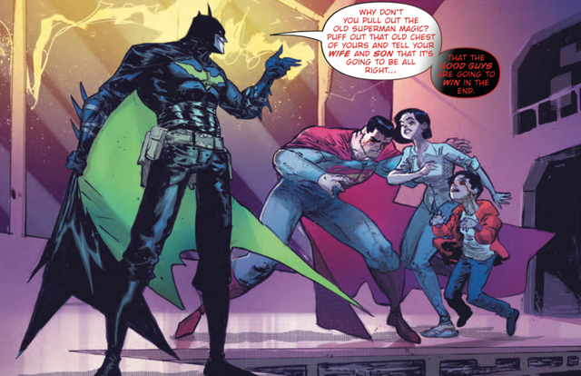 
Superman bất lực bảo vệ vợ con trước sự điên loạn của Batman
