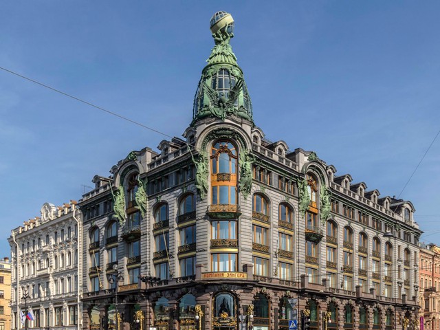 Văn phòng của Vkontakte nằm trên tầng 5 và tầng 6 của Nhà hát Ca sĩ, tòa nhà mang tính biểu tượng ở trung tâm thành phố Saint Petersburg.