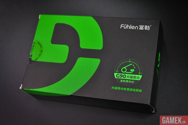 
Vỏ hộp tương đối đơn giản, làm nổi bật dòng sản phẩm chuyên game 9 series của Fuhlen.
