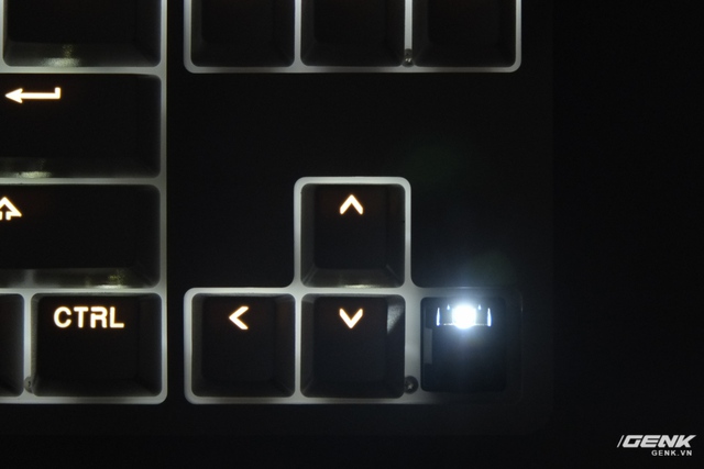 
Đèn LED nhỏ dưới keycap
