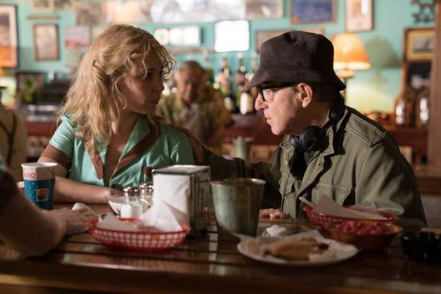 Woody Allen và Juno Temple trong tác phẩm mới Wonder Wheel – Vòng Xoay Cám Dỗ