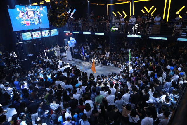 
F Club tại Hà Nội với sự góp mặt của hơn 1000 game thủ Audition

