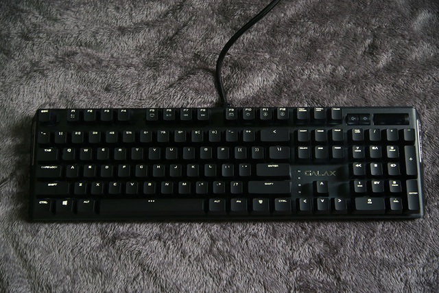 
GALAX HOF Gaming Keyboard khi được lên đèn.
