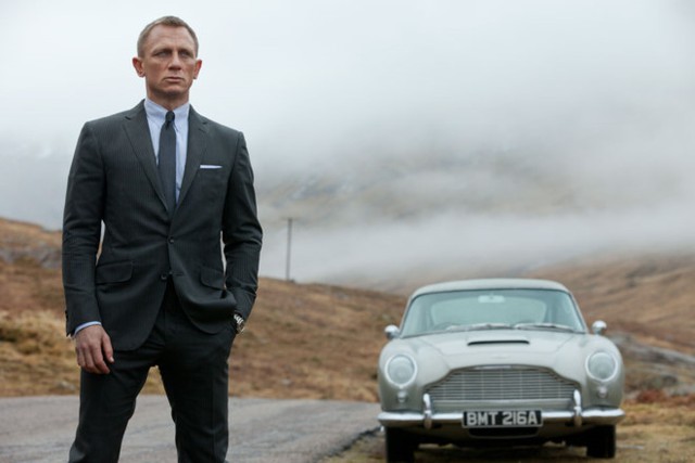 
Thương hiệu điệp viên 007 là món mồi ngon bị tranh giành giữa các hãng phim lớn.
