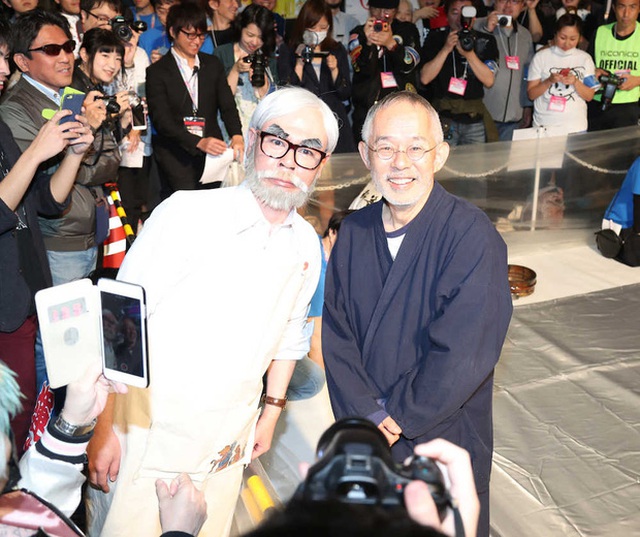 
Hayao Miyazaki và Toshio Suzuki trong lần xuất hiện mới nhất tại sự kiện Nico Nico 2017

