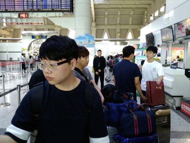 
Sự mệt mỏi của các thành viên KT Rolster khi trở về Hàn Quốc
