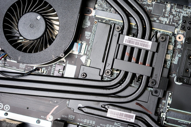 
Hệ thống tản nhiệt cho GPU trên MSI GT73VR Titan.
