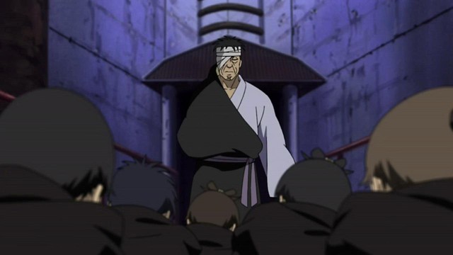 
Trước đó, Itachi biết được rằng Konoha muốn giết em trai mình, anh đã thỏa thuận với Đệ Tam để bảo vệ an toàn cho Sasuke. Ngoài ra, Itachi cảnh cáo Danzo không được làm hại Sasuke bằng không thì sẽ tố cáo hết những bí mật của Konoha mà anh biết cho các nước thù địch.

