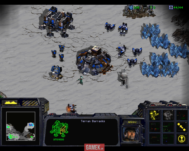 
Hình ảnh cũng như nội dung gameplay trong StarCraft: Brood War vẫn được giữ nguyên
