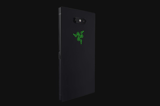 Razer Phone 2: Đẹp, mạnh nhưng vẫn thiếu cái gì đó để được gọi là smartphone gaming - Ảnh 5.