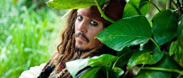 Tưởng Johnny Depp treo mũ cướp biển vì chán, nhưng lý do này sẽ khiến bạn ngã ngửa - Ảnh 2.