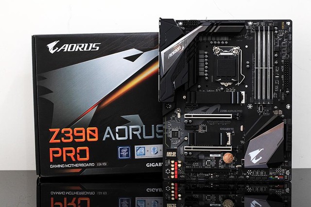 Cận cảnh Gigabyte Z390 Aorus Pro - Bo mạch chủ đỉnh cấp cho game thủ, đẹp ngất ngây - Ảnh 2.