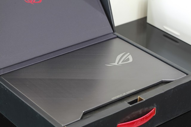 Đánh giá chi tiết laptop Gaming ROG Strix Scar II  GL504: Vô địch trong phân khúc cận cao cấp - Ảnh 4.