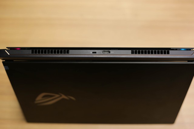 Trải nghiệm Asus ROG Zephyrus S GX531 - Laptop gaming mỏng nhẹ vẫn mạnh mẽ chiến game khỏe như trâu - Ảnh 8.