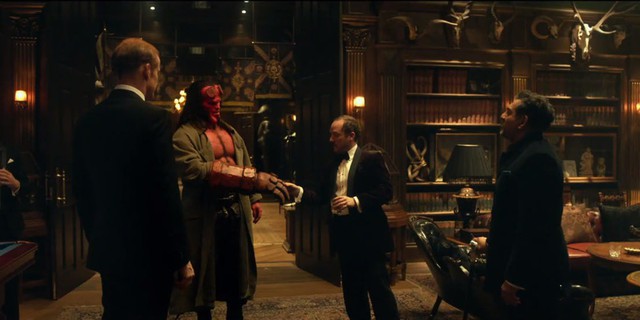 17 điều thú vị chỉ fan cuồng mới có thể soi ra trong trailer Hellboy 2019 - Ảnh 12.