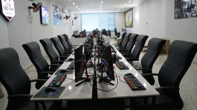 Một vòng Moon Light Gaming - Cyber chục tỷ đồng sử dụng cấu hình khủng sắp mở cửa - Ảnh 2.