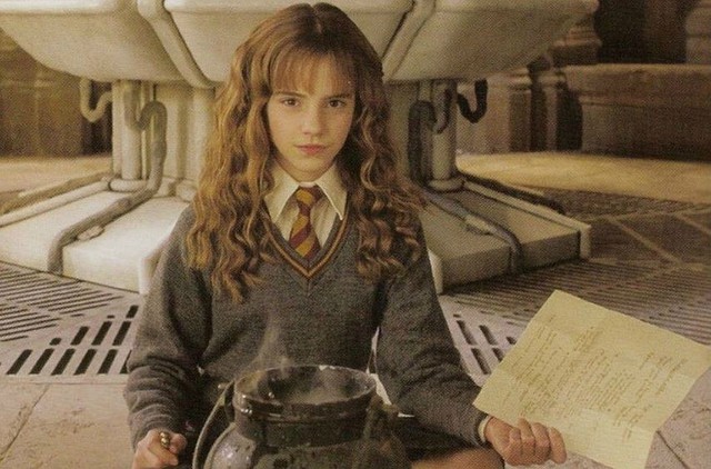 13 sự thật thú vị về cô nàng Hermione thông minh, xinh đẹp trong series Harry Potter - Ảnh 4.