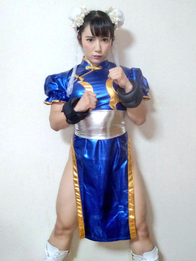 Đi khắp thế gian, đố bạn tìm ra cô nàng Chun-Li nào cosplay chuẩn chỉ hơn thế này - Ảnh 6.