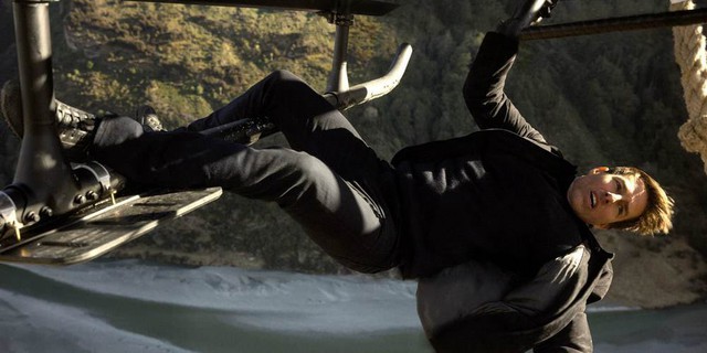 Hé lộ cảnh hành động hay nhất và nguy hiểm nhất do chính Tom Cruise thực hiện trong Mission: Impossible – Fallout - Ảnh 3.