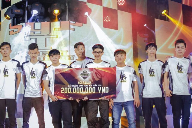 Adonis Esports đang là team Liên Quân Mobile giàu thành tích nhất Việt Nam với 3 trụ cột là BronzeV, BK Dừa và Blake1.