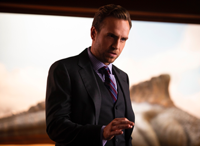 
Eli Mills là nhân vật phản diện tham lam, đầy mưu mô và tính toán trong phần phim này.
